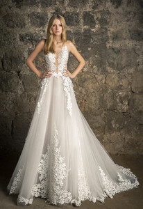 pnina-tornai-sleeveless-v-neck-lace-a-line-wedding-dress-with-sequin-floral-appliques-48000007.jpg
