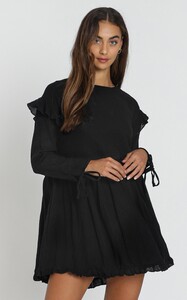 serafinasmockdressinblack2.jpg