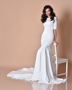 shoval_bridalgowns_1171850062159782364880376574476497767134790n.jpg