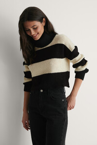 trendyol_stripe_knit_sweater_1494-003844-0002_04j.jpg