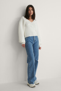 v_neck_big_sleeve_knitted_sweater_1100-003708-0001_01-1.jpg