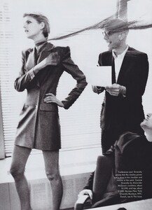 von_Unwerth_US_Vogue_August_1997_05.thumb.jpg.4922db46b4902141d4cbc2d1996effa5.jpg