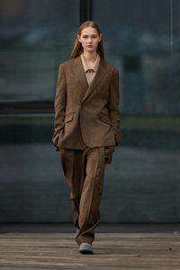 00014-ERMENEGILDO-ZEGNA-FALL-21.thumb.png.fb9ca437444e0dad4c5982f53ffd8c0c.png