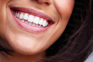 0015111754075_22_1266934-detail-shot-of-a-pretty-young-female-smiling-zoom_90.thumb.jpg.2cdc39bd70cf93bfb1aeecf92e743764.jpg