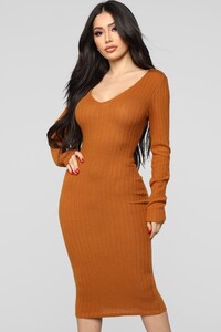 02-04-19_Studio_2_DV_11-23-11_RD33316L_Rust_4706_JD_1414x2121.jpg