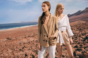 02_LEFTIES-WOMAN-COLLECTION-SPRING18_ISLAND-REALITY.jpg