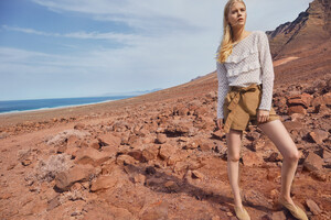 07_LEFTIES-WOMAN-COLLECTION-SPRING18_ISLAND-REALITY.jpg