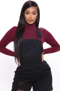 09-10-21Studio1_MS_DOM_15-27-17_36_72966FN_Burgundy_0266_JK_1414x2121.jpg