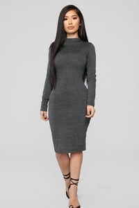 09-19-18_Studio_2_10-41-04_DZ5787_Charcoal0424_AG_1414x2121.jpg
