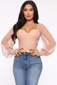 10-10-19_STUDIO_2_MA_KY_10-22-11_9_JT3334FN_Nude_CROP_41027_WG_1414x2121.jpg