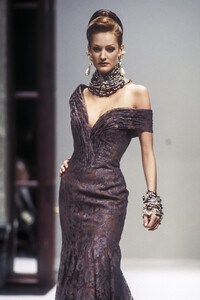 1090887093_HanaeMori1993HauteCouture68.thumb.jpg.b742c562c8257b3cbd58e06d56347ed7.jpg