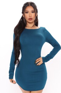 11-10-20Studio2_RT_SD_11-47-14_23_D0440_Teal_4534_NT_1414x2121.jpg