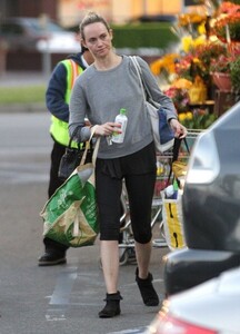 Amber+Valletta+Amber+Valletta+Goes+Grocery+zJxWAByhg1gl.jpg
