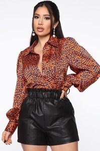 12-02-19_Studio_2_MA_OM_11-15-08_7_T1339_OrangeCombo_15382_JK_JK_1414x2121.jpg