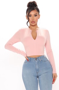 12-08-20Studio2_RT_SD_11-20-54_22_TB8010_Pink_11997_WG_1414x2121.jpg