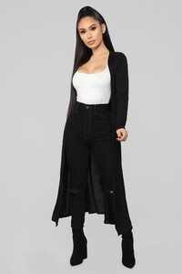 12-12-18_Studio_2_OD_13-13-07_AY31166L_Black0481_AJ_1414x2121.jpg