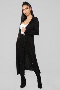 12-12-18_Studio_2_OD_13-13-10_AY31166L_Black0484_AJ_1414x2121.jpg