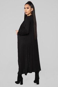 12-12-18_Studio_2_OD_13-13-37_AY31166L_Black0493_AJ_1414x2121.jpg