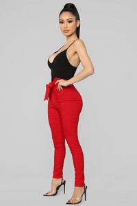 12-17-18_Studio_2_OD_13-16-47_P413_Red0487_JD_1414x2121.jpg