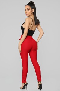 12-17-18_Studio_2_OD_13-17-05_P413_Red0494_JD_1414x2121.jpg