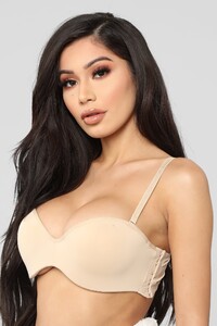 12-28-18_Studio_2_AB_11-21-24_B26674_Beige0434_JD_1414x2121.jpg