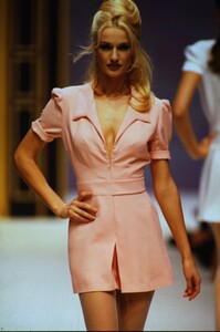 125874686_HERVE-LEGER-SPRING-1996(14).thumb.jpg.e6c8bf5e528612cc13798ed91c6e1d32.jpg