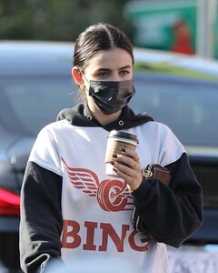        hal050121BZNimage110.jpg