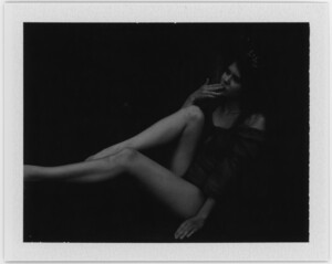 1547631038_JenniferAstermodelpolaroid.thumb.jpg.4f51113564c0bf147ec83630e3d07a49.jpg