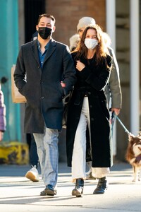        kat110121BZNimage3.jpg