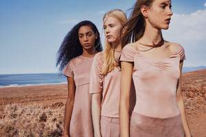 16_LEFTIES-WOMAN-COLLECTION-SPRING18_ISLAND-REALITY.jpg