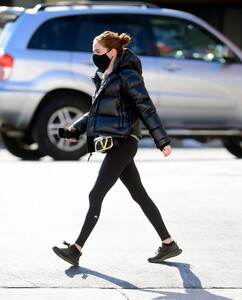        zoe040121BZNimage109.jpg