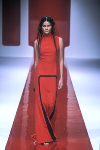 1748341416_JeanLouisScherrerCoutureSpring20001.thumb.jpg.c94a7e52a1063d05116194482743a375.jpg