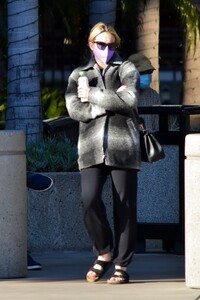        rob130121BZNimage109.jpg