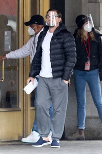 leo230121BZNimage106.jpg