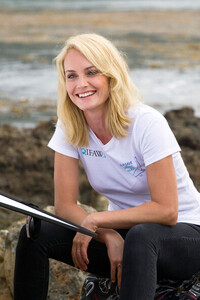 Amber+Valletta+Amber+Velletta+IFAW+Stand+Up+TpbaKi-B_X2l.jpg