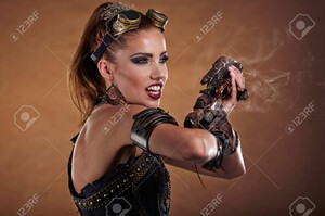 29929093-portrait-d-une-belle-femme-steampunk-sur-fond-de-fumée-.jpg