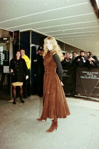 1993-CLAUDIA-SCHIFFER-BIG-COLLECTION-ORIGINAL-35mm-COLOUR-_572.jpg