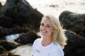 Amber+Valletta+Amber+Velletta+IFAW+Stand+Up+m1W2gYrDejWl.jpg