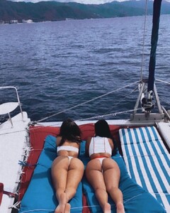 23F45094-05BD-482D-9E27-4F341076F7E1.jpeg