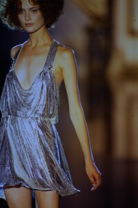 31130309_versace-hc-ss-1994(8).thumb.jpg.ea20cc39646227dd85a1f4d3f71e4798.jpg