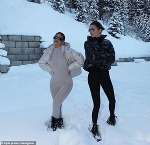 37523480-9106737-Snow_chic_The_sisters_have_taken_a_liking_to_their_cold_weather_-a-11_1609617931789.jpeg