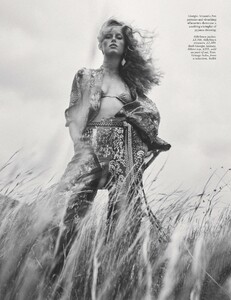 vogue uk 02.21-4.jpg