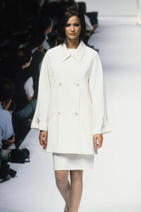 377790403_MaxMara1996WomenRTW20.thumb.jpg.6cb115c944d6622e17be93065f86541e.jpg