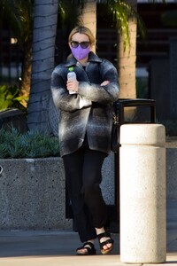        rob130121BZNimage123.jpg