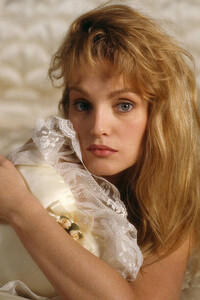 408full-arielle-dombasle.jpg