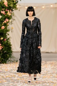 Sofia Steinberg Chanel Spring 2021 Couture 1.jpg