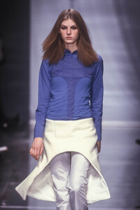 484898629_VersusbyDonatella1999WomenRTW44.thumb.jpg.f2f71c6fcac2c42480a4770df1a55bc2.jpg