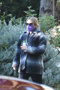        rob130121BZNimage106.jpg