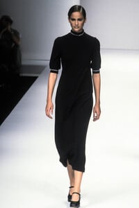 619512545_Callaghan1997WomenRTW4.thumb.jpg.8947e26a888a876afe81984757e662df.jpg