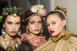 Dolce&Gabbana Alta Moda Alta Sartoria Palazzo Milano Dicembre 2018 (148)_MGZOOM.jpg